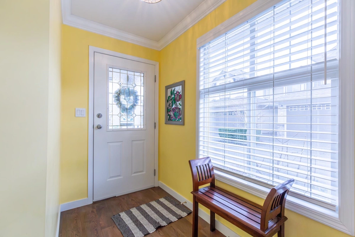 Living Room Photo of 174 6450 Vedder Road, Chilliwack, BC