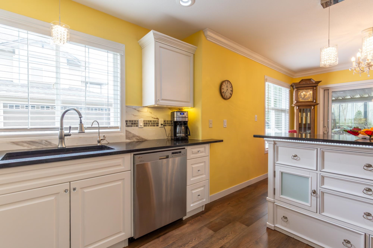 Powder Room Photo of 174 6450 Vedder Road, Chilliwack, BC