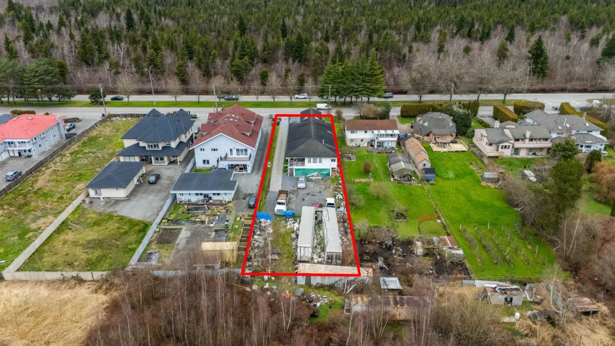 Kitchen Photo of 11260 Westminster Highway, Richmond, BC