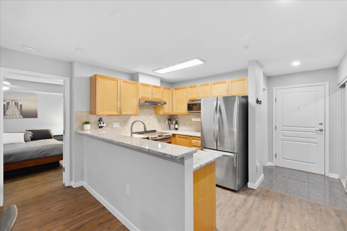 Bedroom 3 Photo of 107 2167 152 Street, White Rock, BC