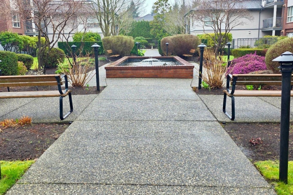 Fitness Center Photo Near 107 2167 152 Street, White Rock, BC