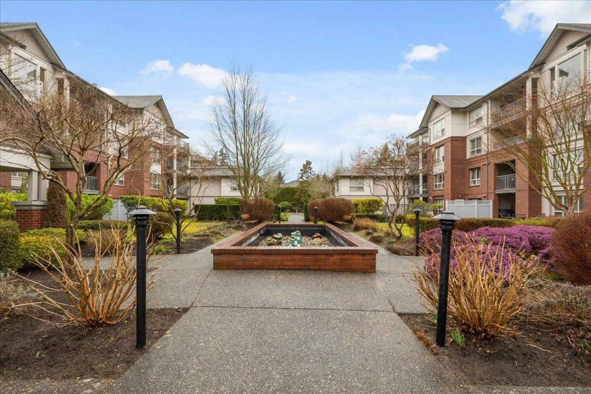 Neighborhood Park Photo Near 107 2167 152 Street, White Rock, BC