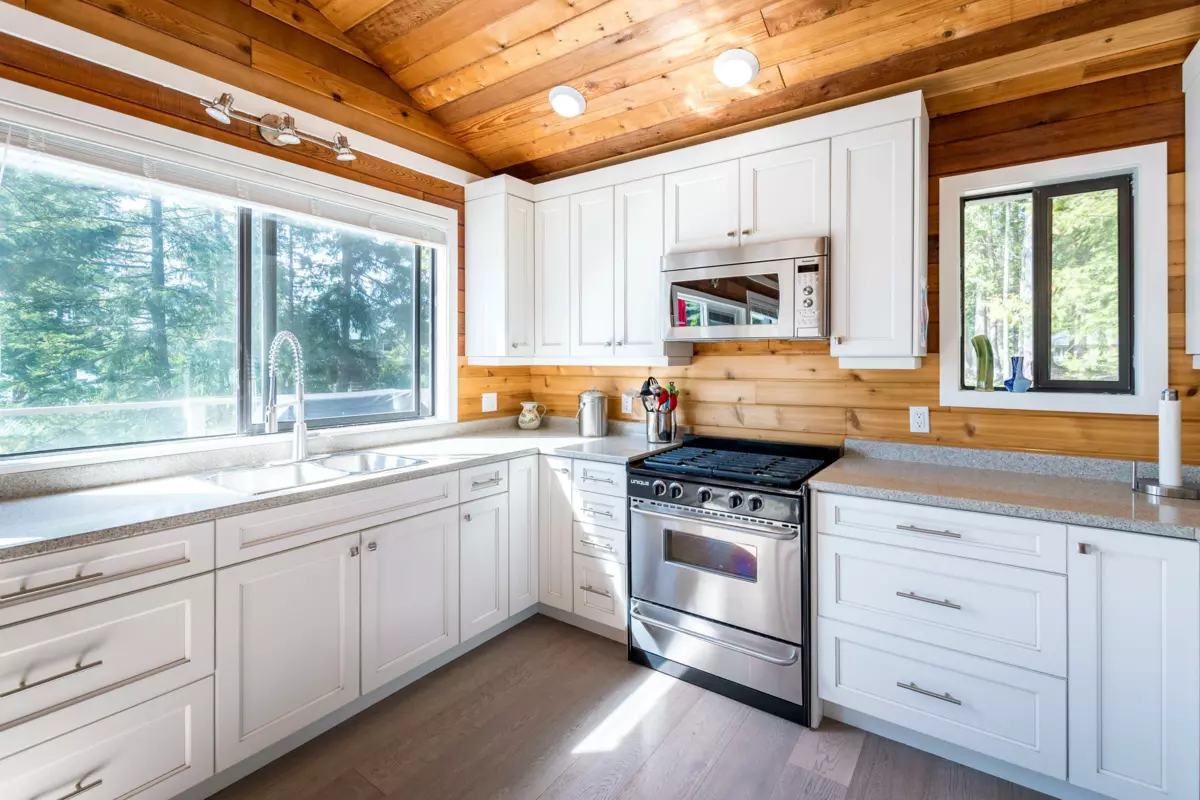 Garage Interior Photo of DL6129 Nelson Island, Pender Harbour, BC