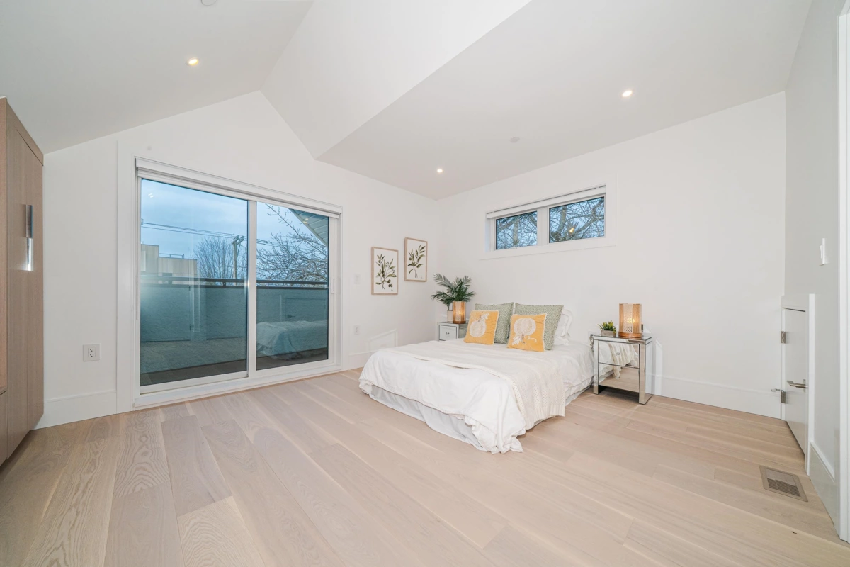 Entry Foyer Photo of 748 E 47th Avenue, Vancouver, BC