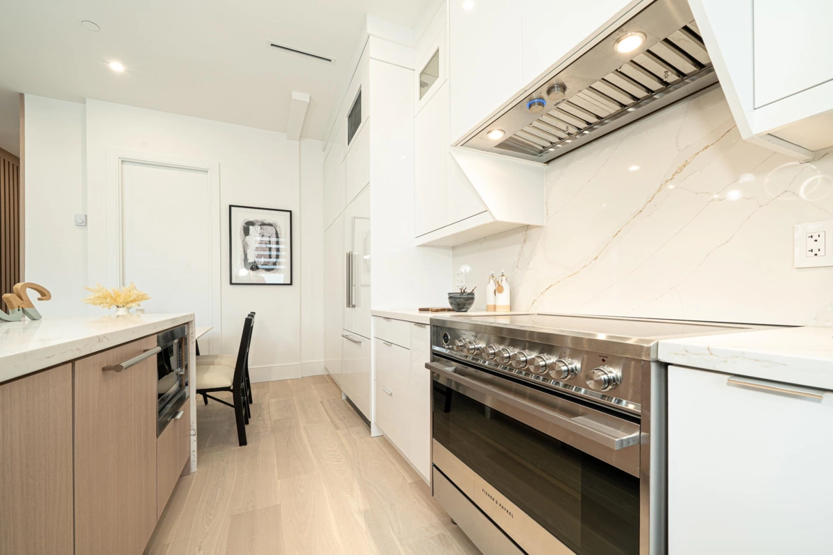 Primary Bathroom Photo of 748 E 47th Avenue, Vancouver, BC