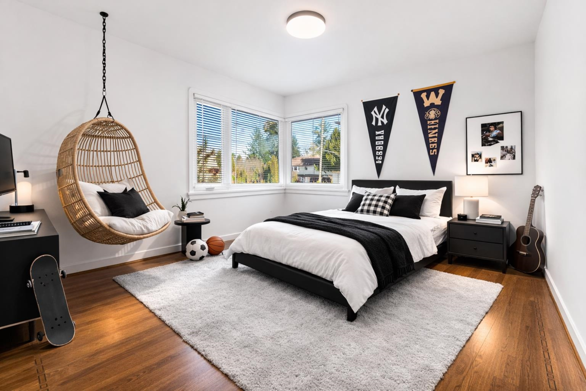 Hot Tub / Spa Photo of 4709 Chancellor Boulevard, Vancouver, BC