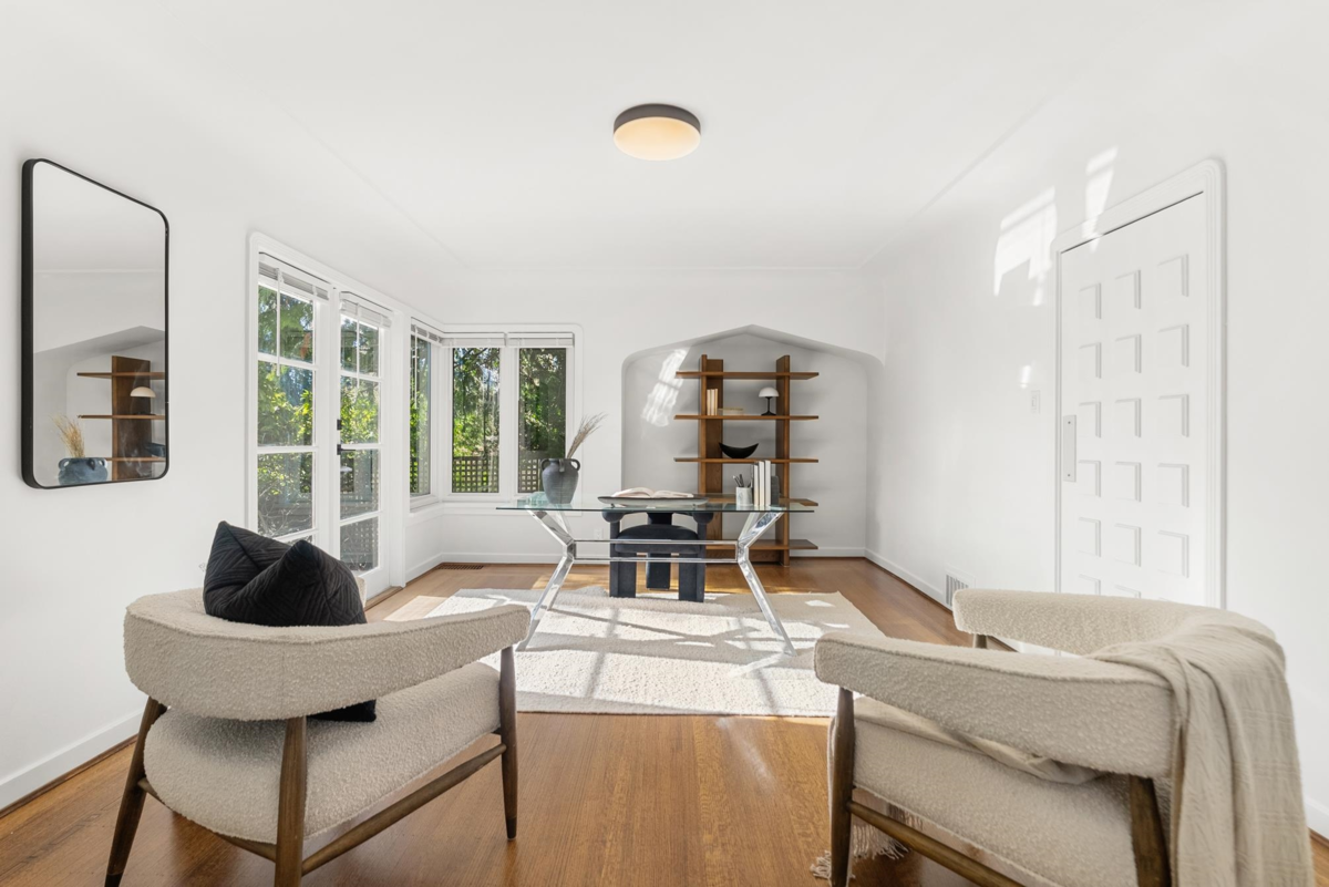 Laundry Room Photo of 4709 Chancellor Boulevard, Vancouver, BC