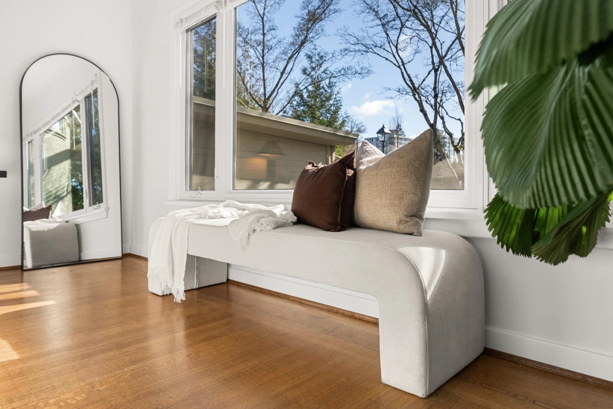 Walk-In Closet Photo of 4709 Chancellor Boulevard, Vancouver, BC