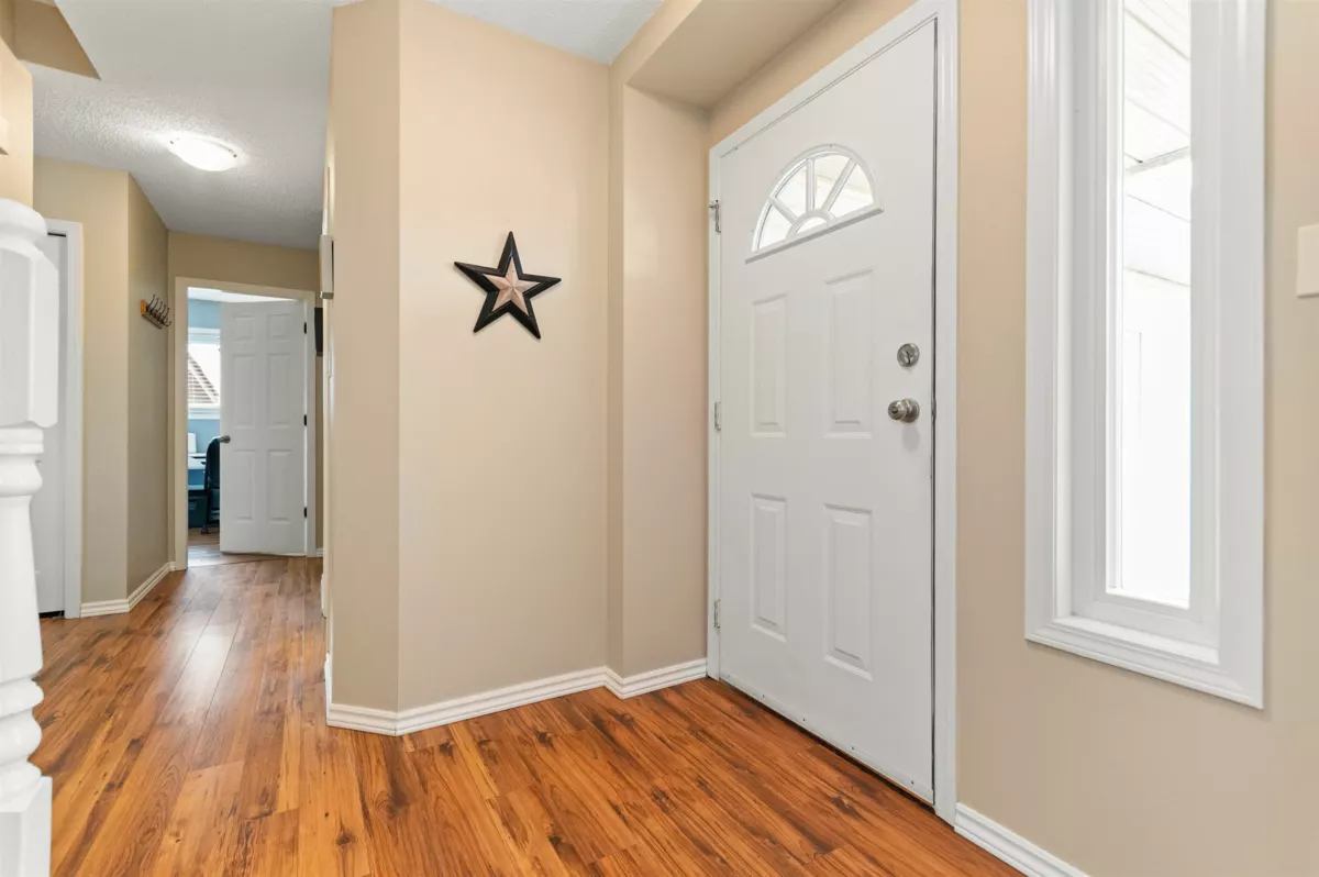 Dining Area Photo of 45023 Stratford Place, Chilliwack, BC