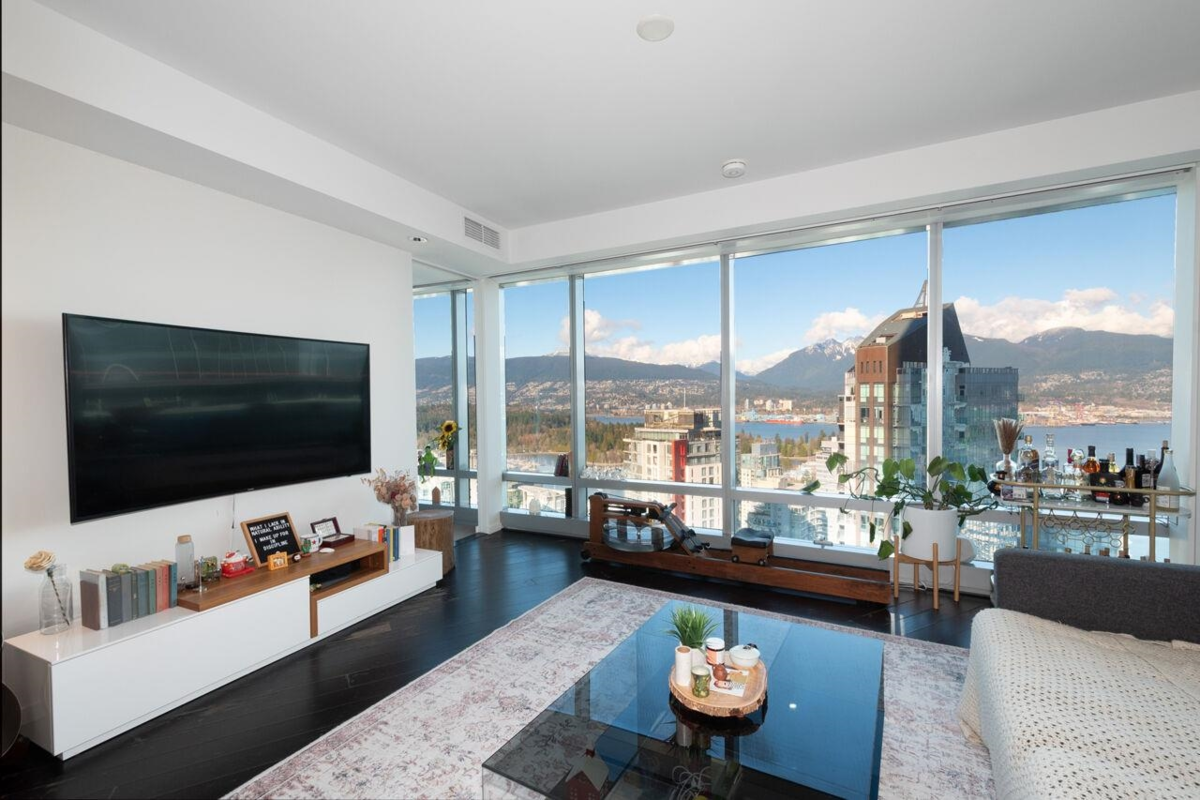 Kitchen Photo of 4205 1151 W Georgia Street, Vancouver, BC