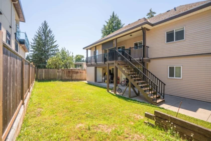 Hot Tub / Spa Photo of 9944 128 Street, Surrey, BC