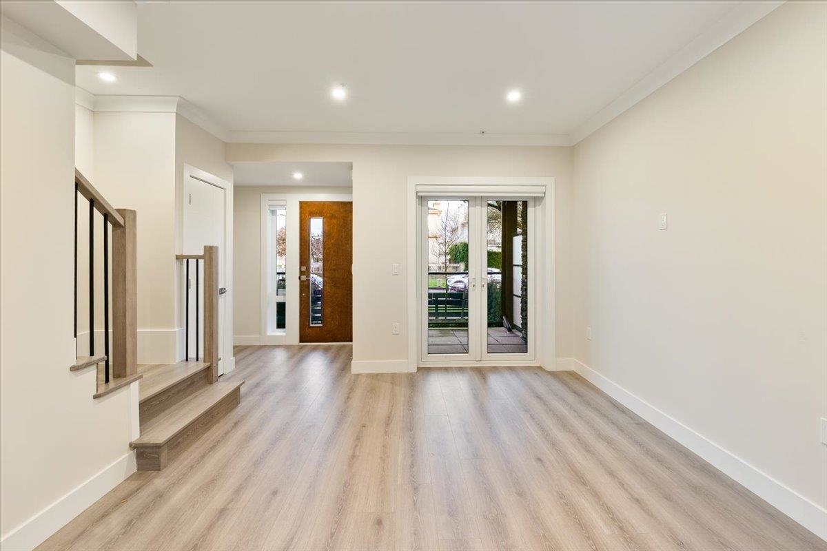 Kitchen Island Photo of 8305 French Street, Vancouver, BC