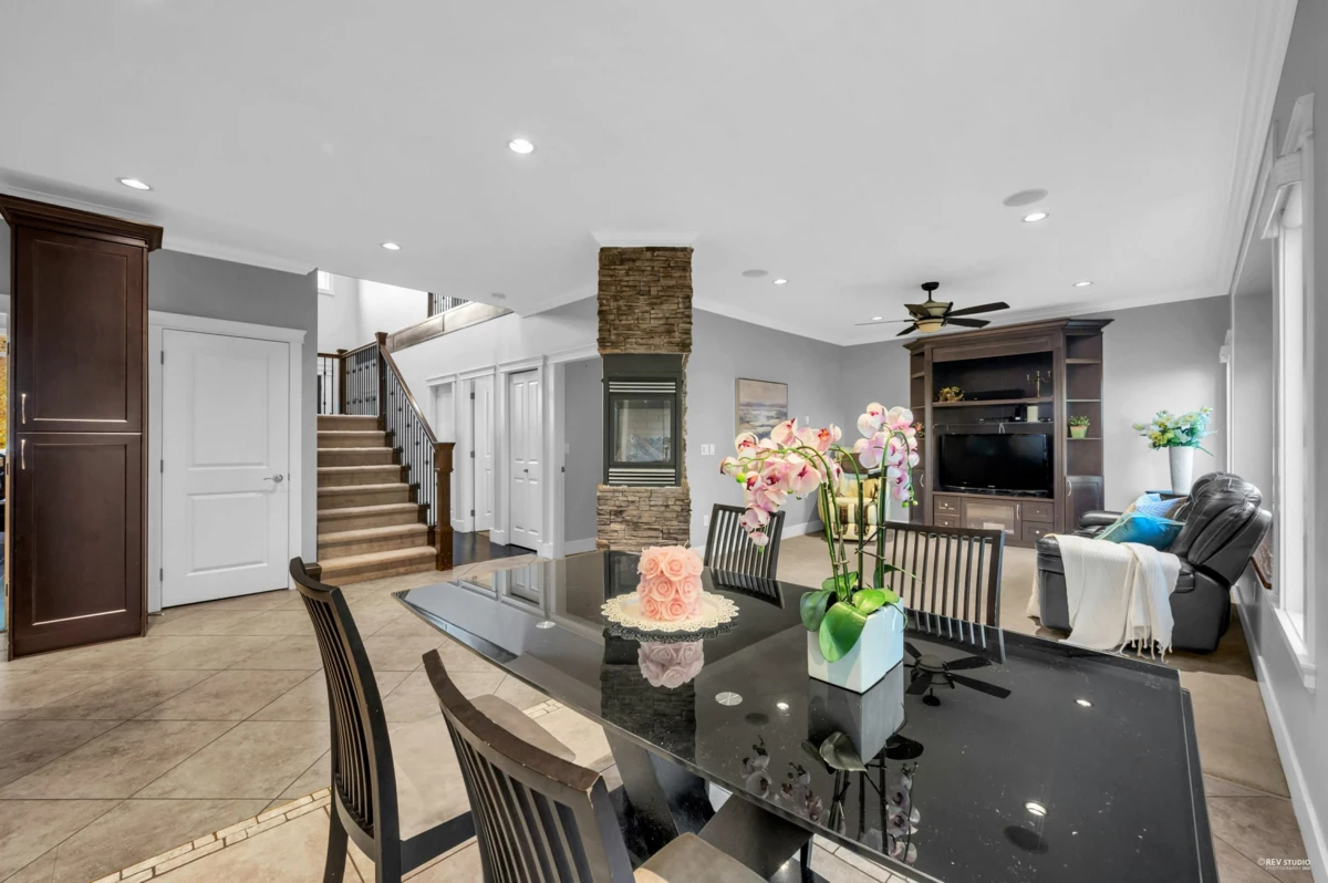 Powder Room Photo of 7865 Rosewood Street, Burnaby, BC