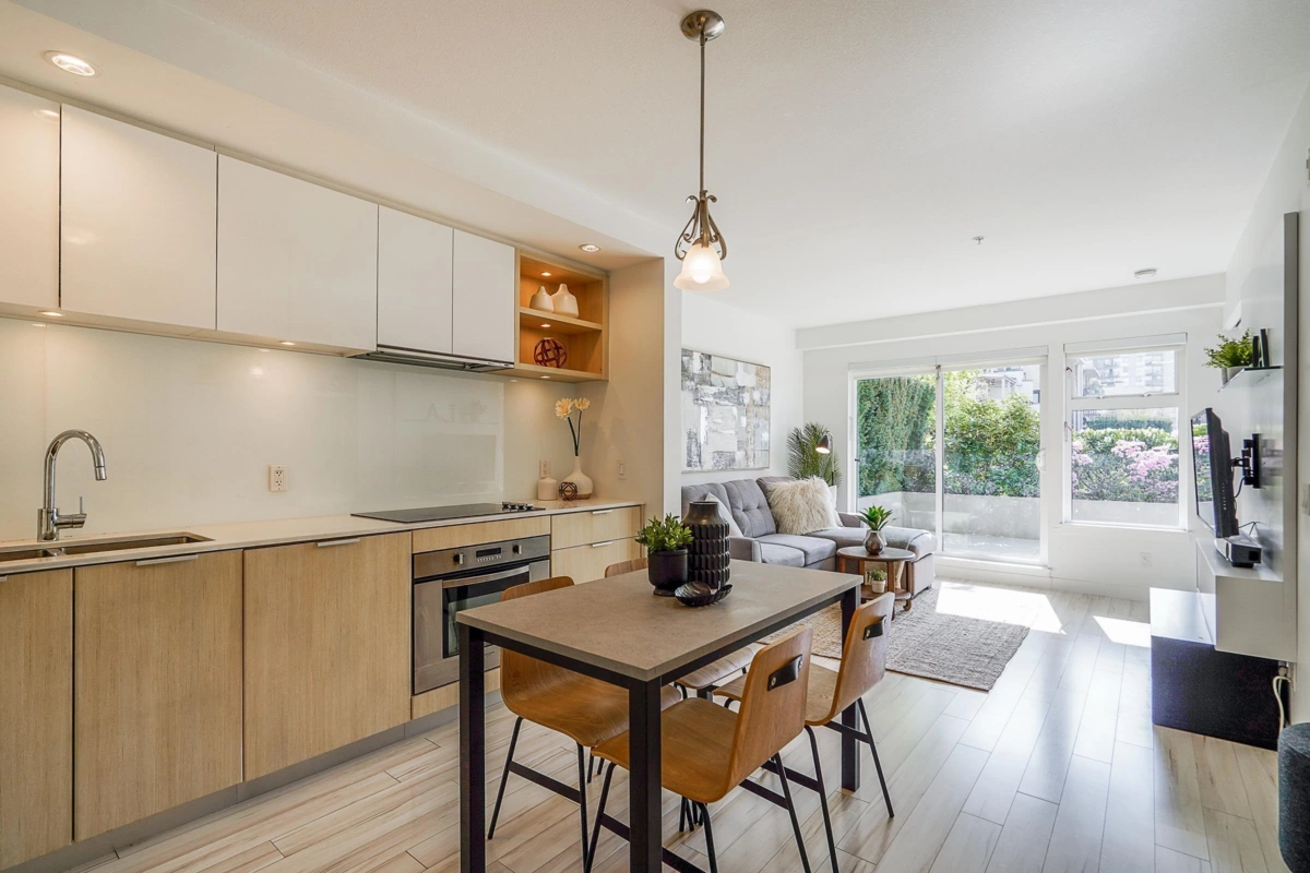 Family Room Photo of 214 111 E 3rd Street, North Vancouver, BC