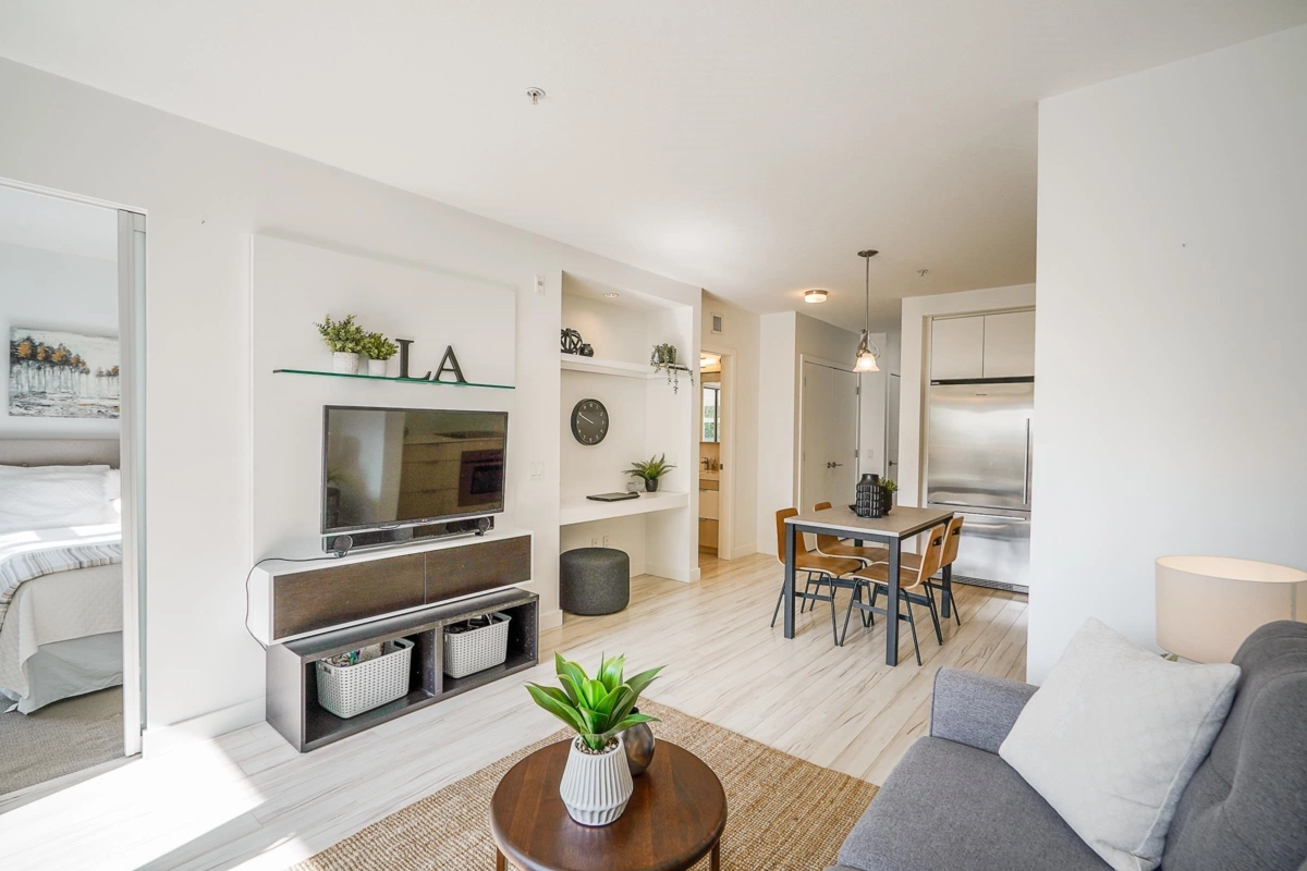 Primary Bedroom Photo of 214 111 E 3rd Street, North Vancouver, BC