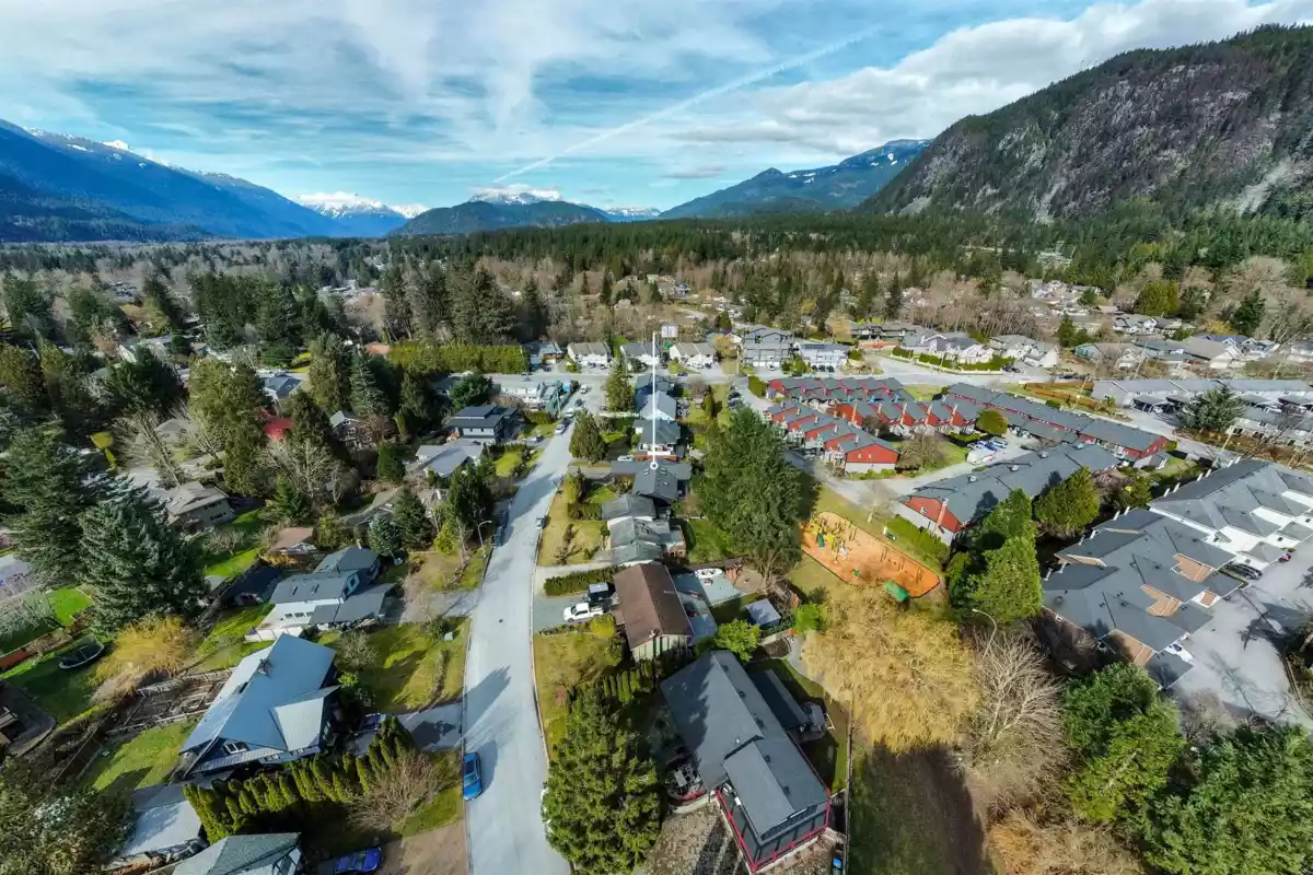 Backyard Photo of 1518 Eagle Run Drive, Squamish, BC