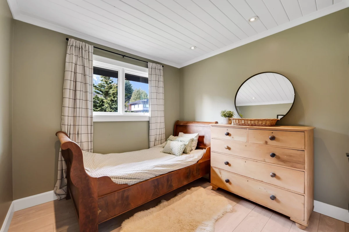 Bedroom 3 Photo of 1518 Eagle Run Drive, Squamish, BC