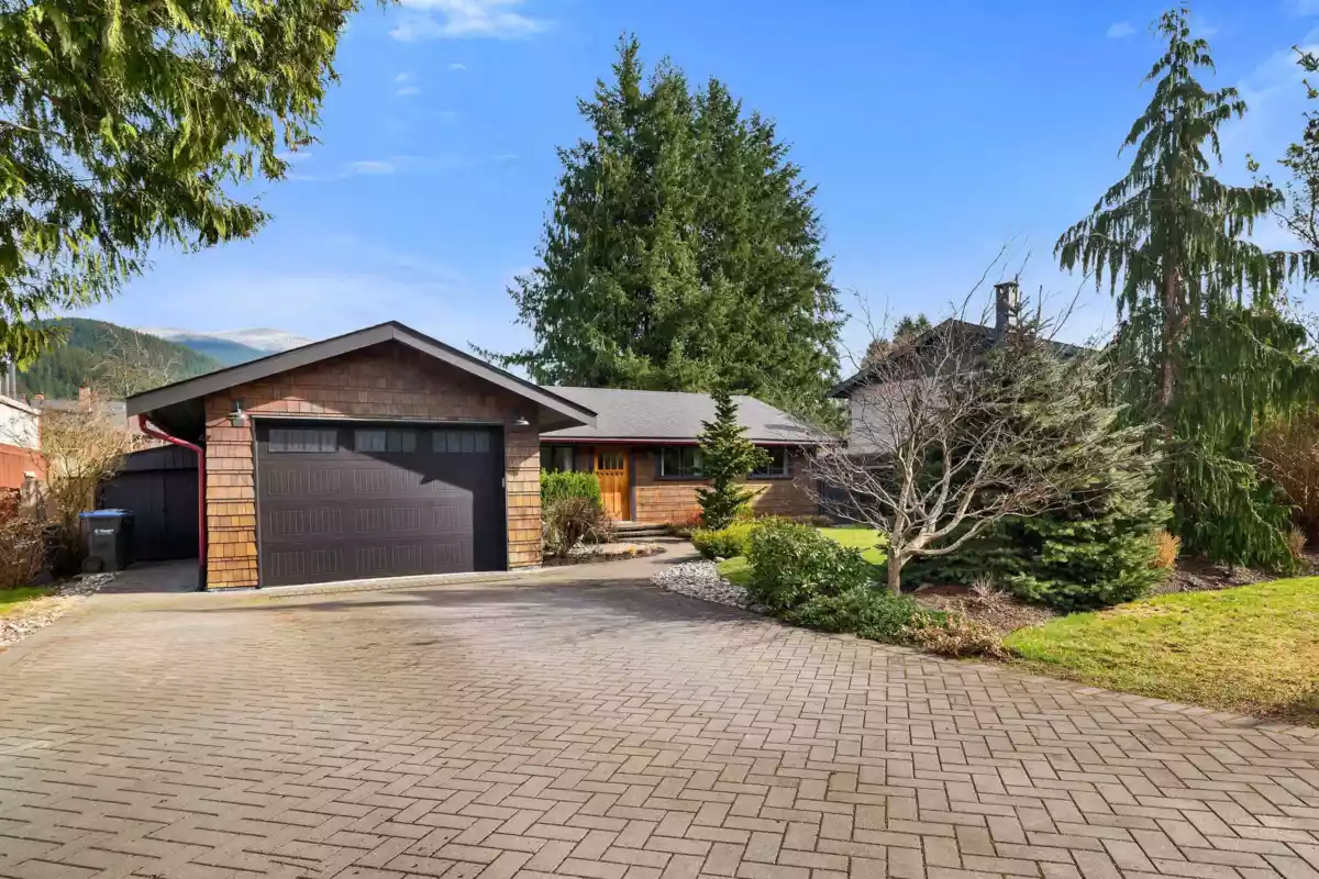 Exterior Rear Photo of 1518 Eagle Run Drive, Squamish, BC