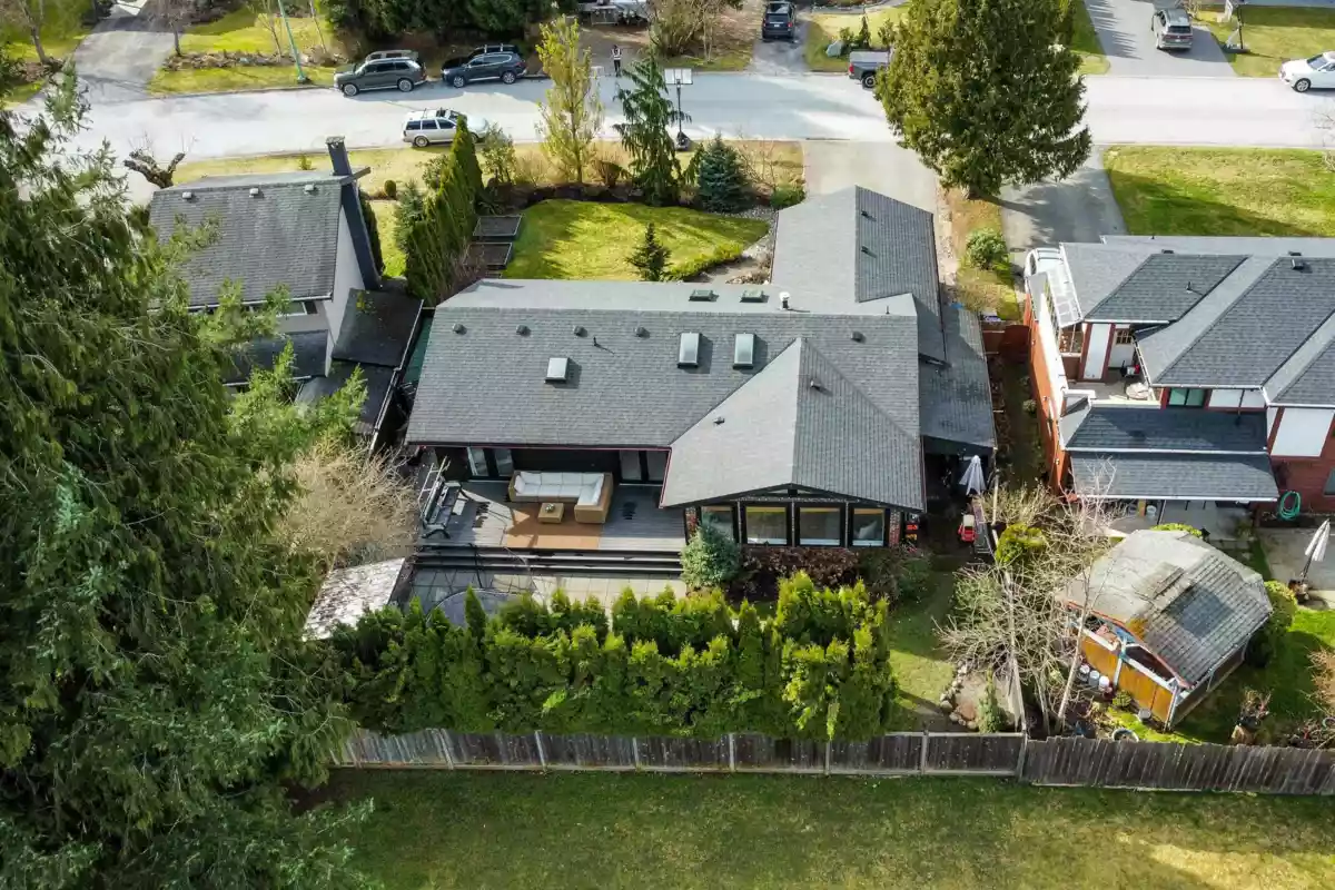 Hallway Photo of 1518 Eagle Run Drive, Squamish, BC