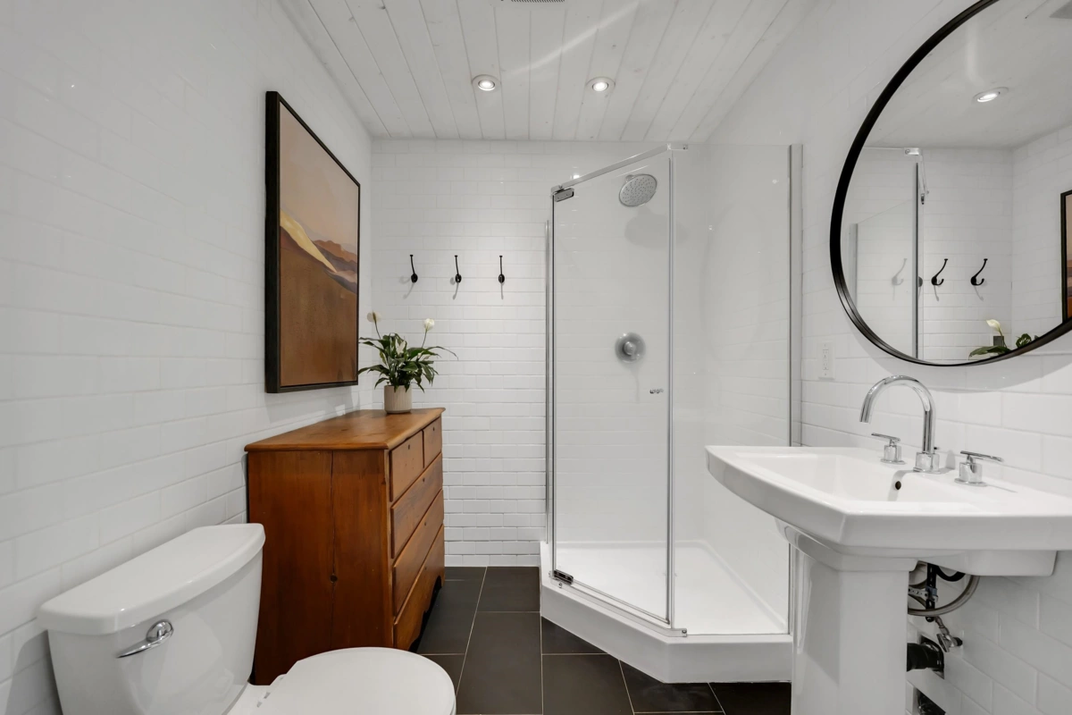 Powder Room Photo of 1518 Eagle Run Drive, Squamish, BC