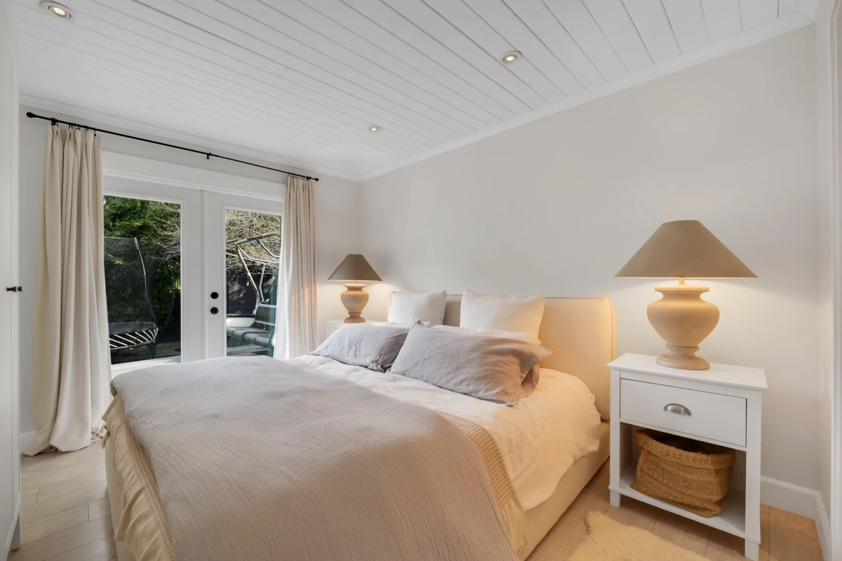 Walk-In Closet Photo of 1518 Eagle Run Drive, Squamish, BC