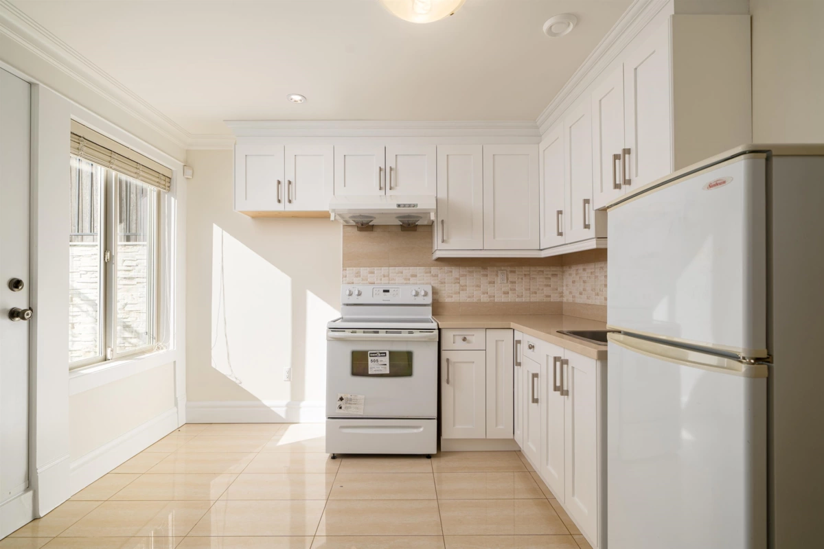 Basement Recreation Room Photo of 3716 W 17th Avenue, Vancouver, BC