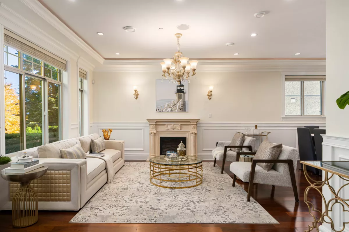 Family Room Photo of 3716 W 17th Avenue, Vancouver, BC