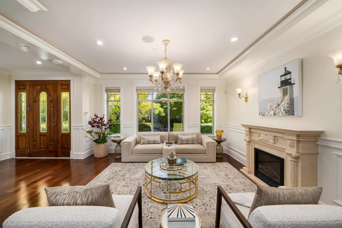 Kitchen Photo of 3716 W 17th Avenue, Vancouver, BC