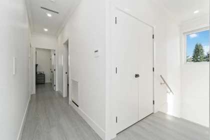 Powder Room Photo of 7688 115a Street, Delta, BC