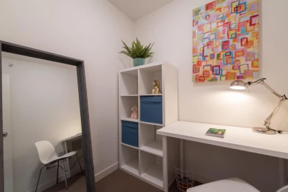 Primary Bathroom Photo of 2106 939 Expo Boulevard, Vancouver, BC