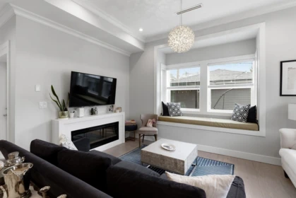 1371 E 13th Avenue, Vancouver, BC, Vancouver — Half Duplex for sale