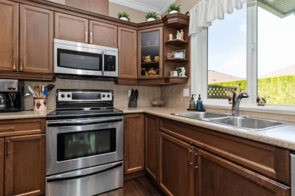 Kitchen Island Photo of 64 7600 Chilliwack River Road, Chilliwack, BC