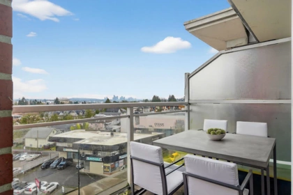 Kitchen Island Photo of 609 4028 Knight Street, Vancouver, BC