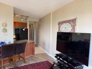 Loft / Bonus Room Photo of 609 4028 Knight Street, Vancouver, BC