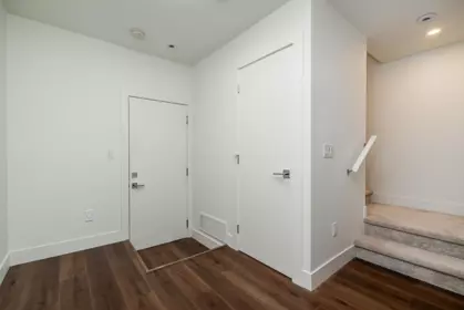 Guest Bathroom Photo of 2 5858 132 Street, Surrey, BC