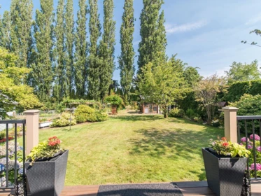 Garden / Landscaping Photo of 21687 48a Avenue, Langley, BC