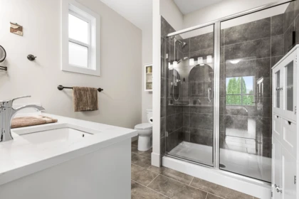 Hallway Photo of 24 46213 Hakweles Road, Chilliwack, BC