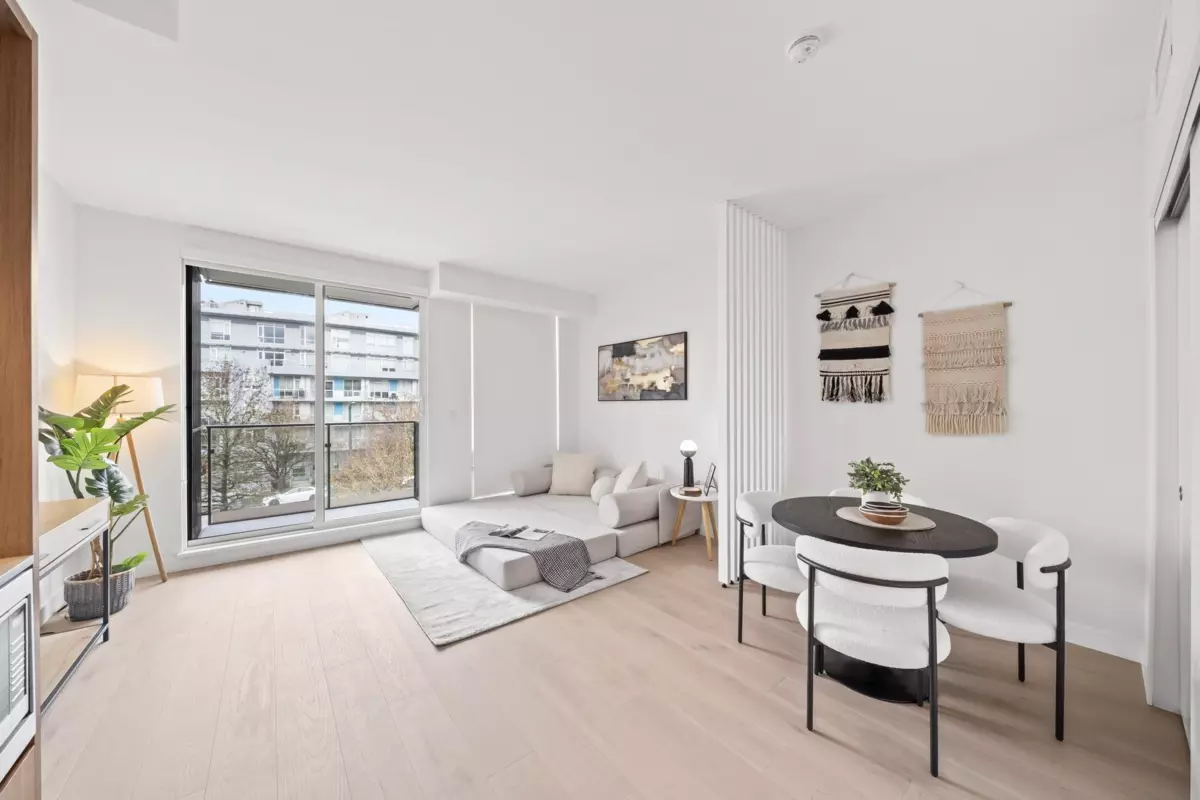 Family Room Photo of 307 5212 Cambie Street, Vancouver, BC