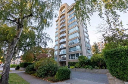 Office / Den Photo of 10 2575 Tolmie Street, Vancouver, BC
