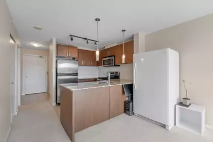 909 9888 Cameron Street, Burnaby, BC, Burnaby — Apartment/Condo for sale