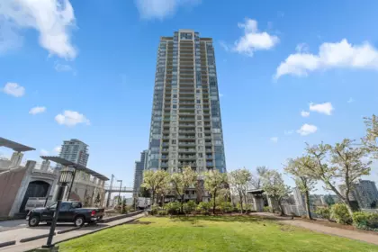 909 9888 Cameron Street, Burnaby, BC, Burnaby — Apartment/Condo for sale