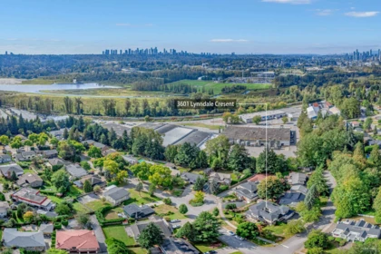 Hot Tub / Spa Photo of 3601 Lynndale Crescent, Burnaby, BC
