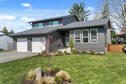 45201 Redwood Avenue, Chilliwack, BC, Chilliwack — Single Family Residence for sale