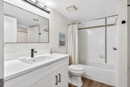 Hallway Photo of 205 2439 Wilson Avenue, Port Coquitlam, BC