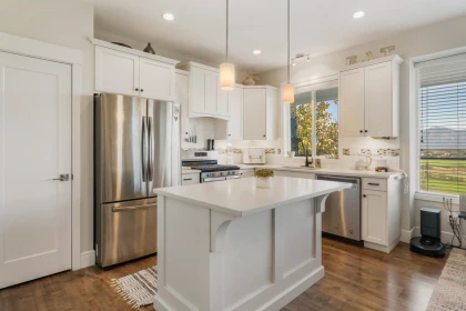 Pantry Photo of 10 50634 Ledgestone Place, Chilliwack, BC