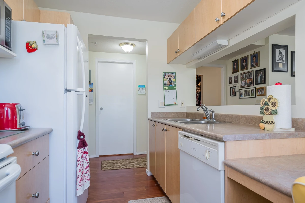 Dining Area Photo of 332 27358 32 Avenue, Langley, BC