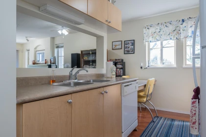Kitchen Photo of 332 27358 32 Avenue, Langley, BC