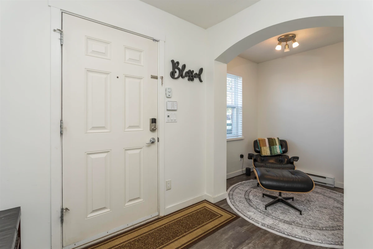 Living Room Photo of 69 19572 Fraser Way, Pitt Meadows, BC