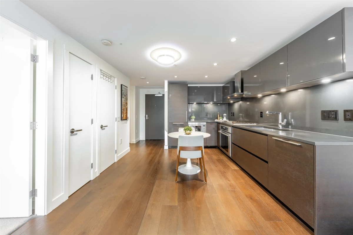 Family Room Photo of 201 1561 W 57th Avenue, Vancouver, BC