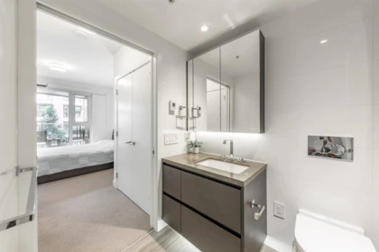 Primary Bathroom Photo of 201 1561 W 57th Avenue, Vancouver, BC